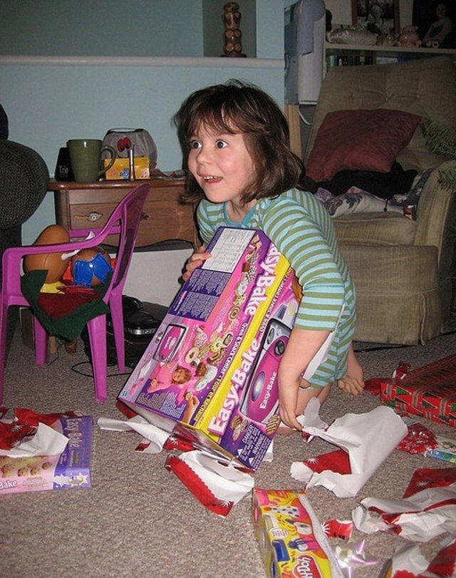 Kids Reaction to Presents 