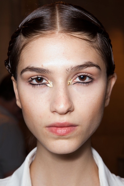 Backstage at Marchesa: Get the Look