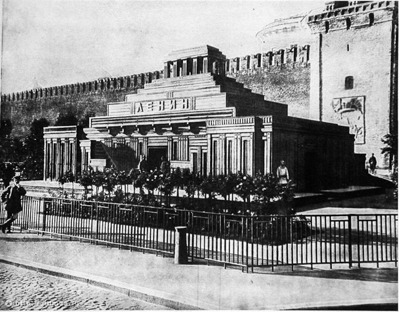Lenin’s Mausoleum in Moscow 