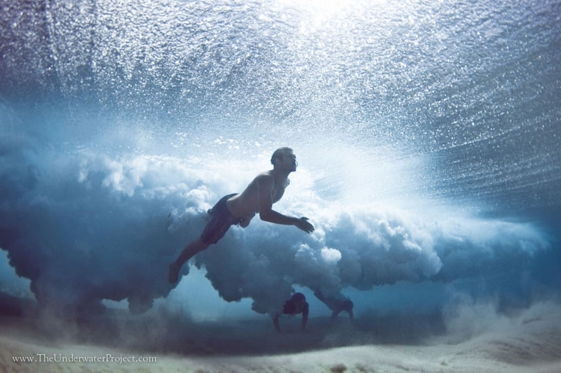 Beneath the Wave: Underwater Photos of Swimmers 