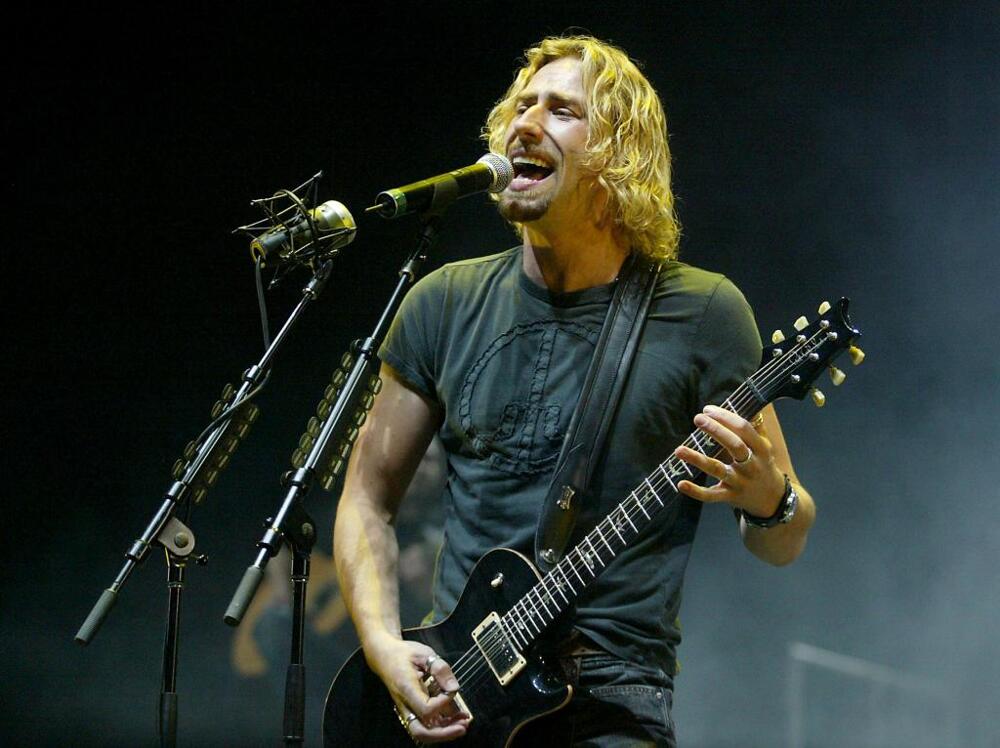The annoying voice of Chad Kroeger. 