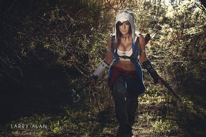 Assassin's Creed Cosplay Costume (7 pics)