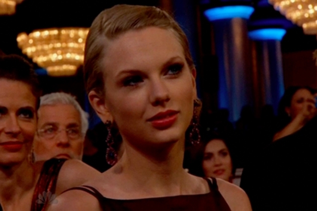 Swift Judgment: The Best Images and GIFs of the 2013 Golden Globes