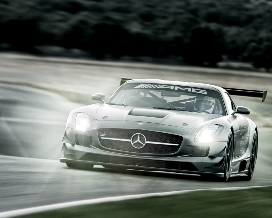 Wallpaper photos of the Mercedes SLS AMG GT3 in high-res