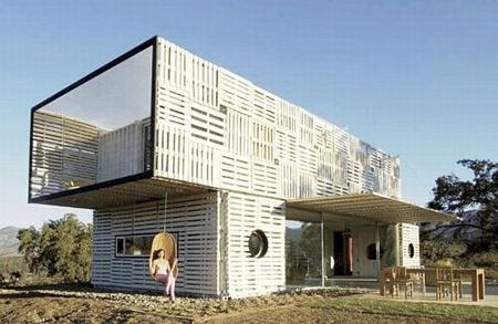 Wooden-pallets House