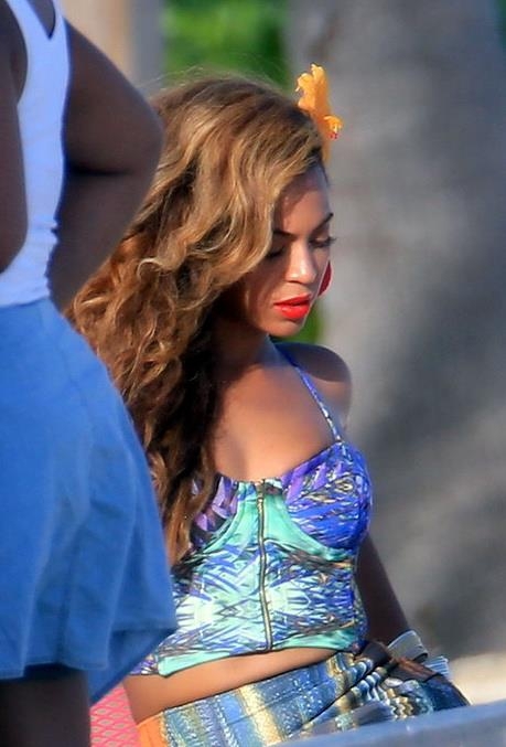 Beyonce For H&M This Summer?