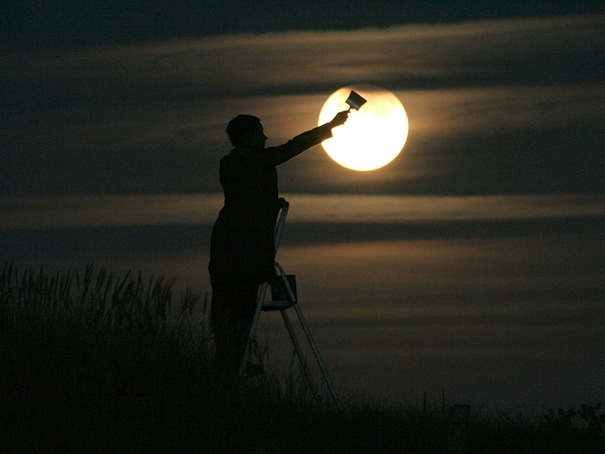 Moon Games by Laurent Laveder 