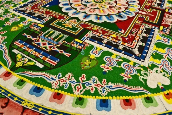 Tibetan Sand Mandals - The Sacred Art of Painting with Colored Sand