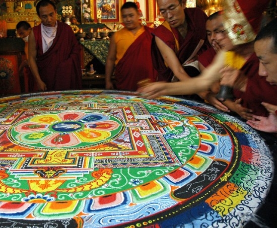 Tibetan Sand Mandals - The Sacred Art of Painting with Colored Sand