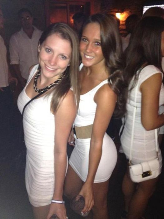 Beautiful Girls In Tight Dresses