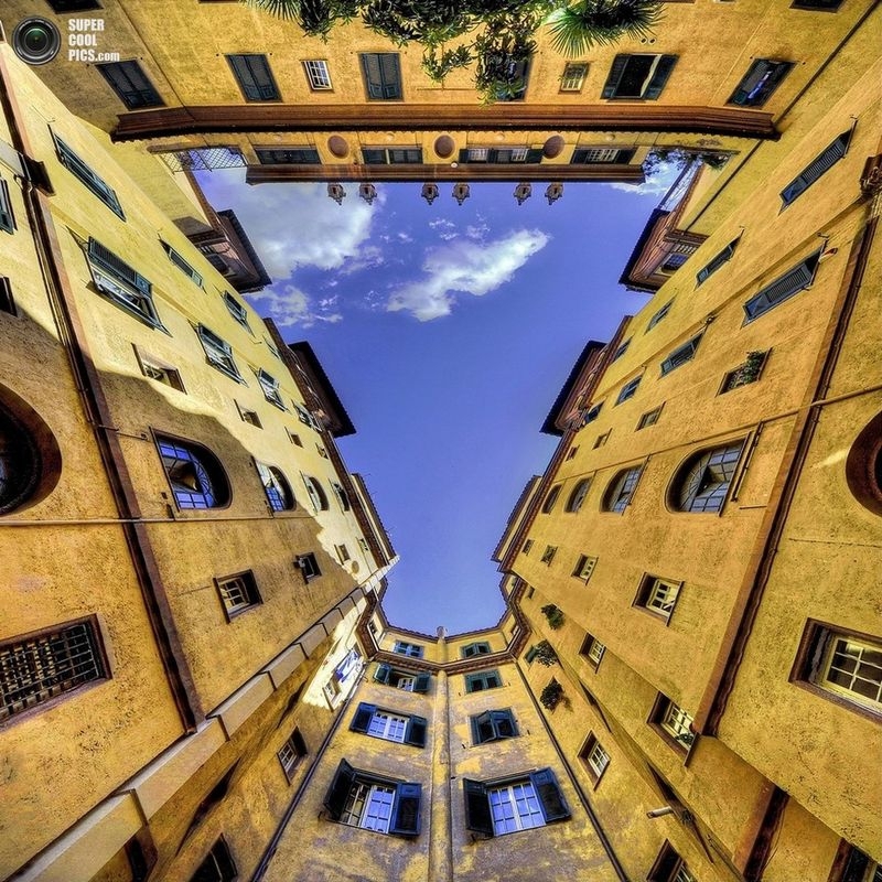 Dizzying Building by Stefano Skarselli 