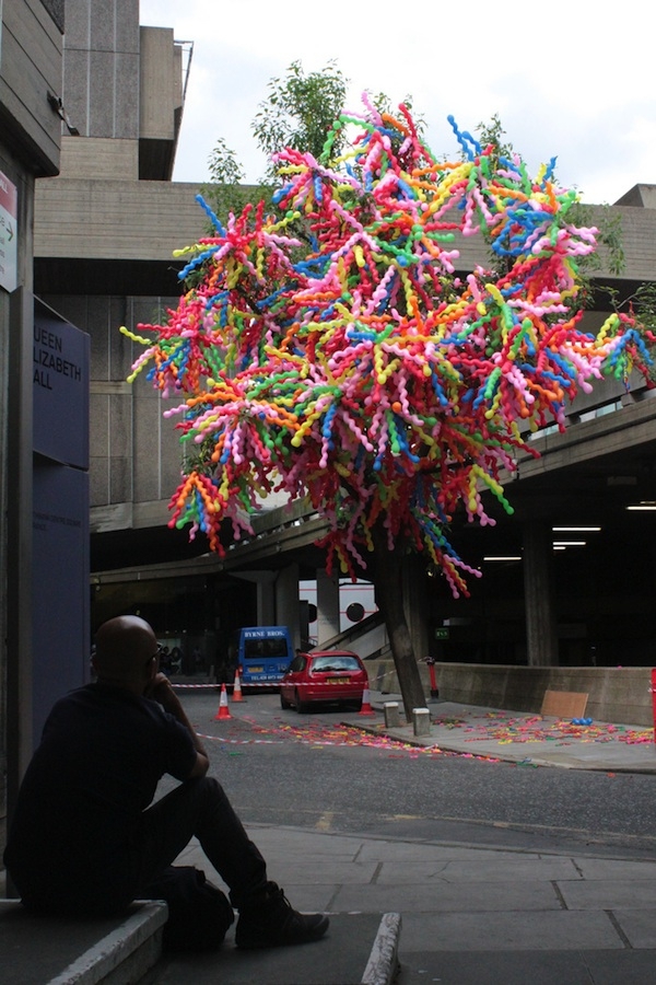 Whimsical Installations Introduce Korean Pop Art to London 