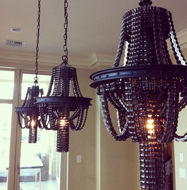 Dumped Bicycle Chains Made Into Chandeliers