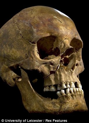 Richard III body has been found under a car park in Leicester 