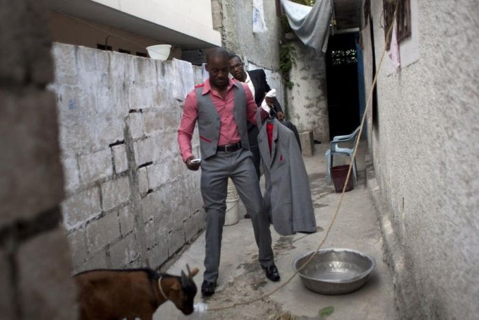 Haitian amputee makes comeback on dance floor