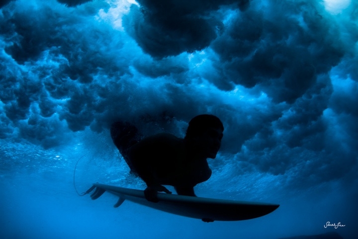 New Gorgeous Underwater Wave Photography by Sarah Lee