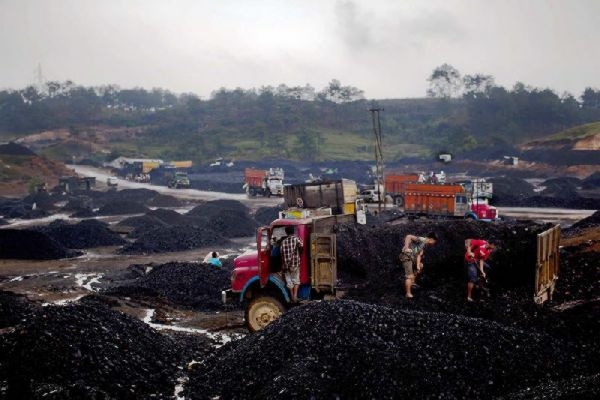 Child Laborers In Indian Coal Mines