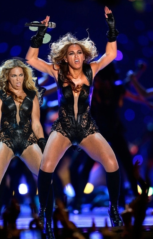 The Best Of The Internet's Response To Beyoncé's "Unflattering" Photos