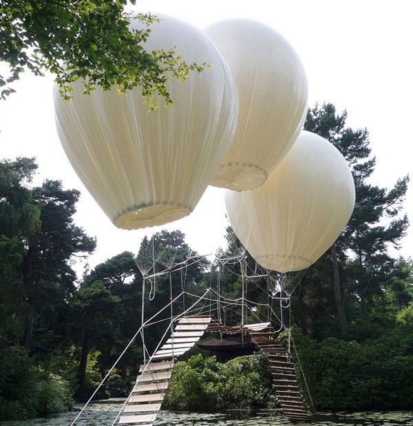 Magical Ballon Bridge