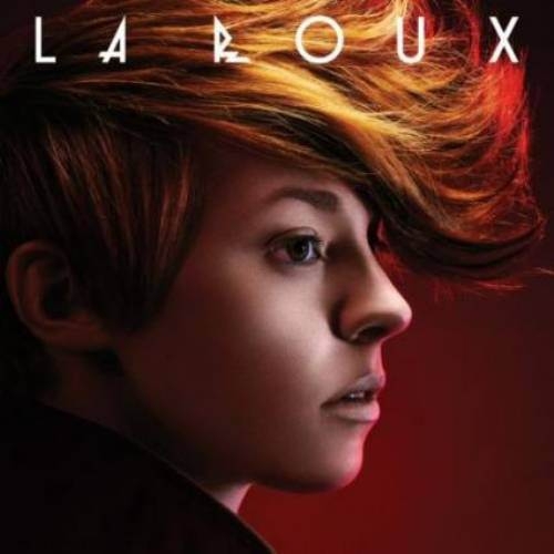 La Roux Is still doing the Weird Hair thing...