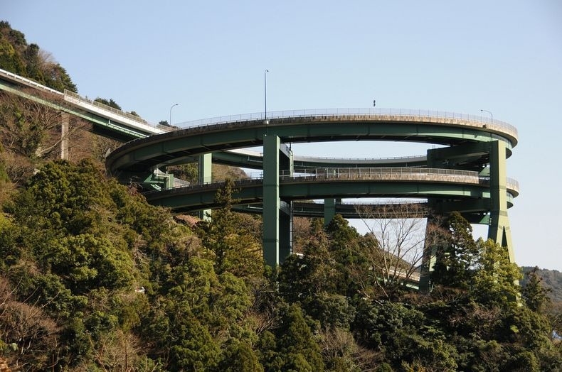 Kawazu-Nanadaru Loop Bridge, Japan 