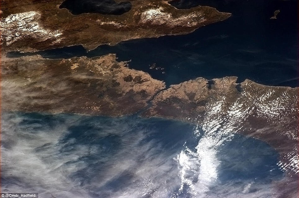 Commander Chris Hadfield's incredible pictures from space