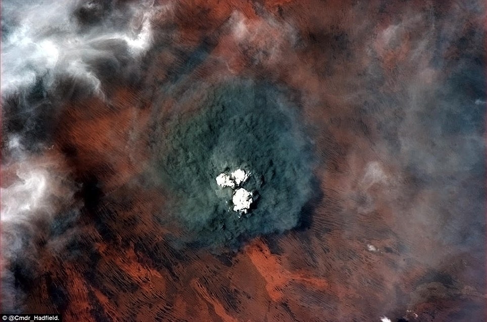 Commander Chris Hadfield's incredible pictures from space