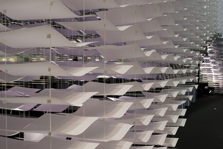 700,000 Sheets of Paper Form Stunning 3D Design Space