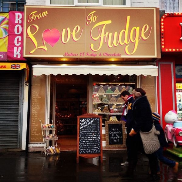 Weird Contamination in the Popular Chocolate Shop