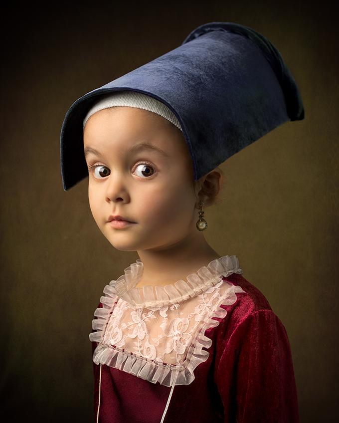 Modern Portraits Depict the Style of Classic Paintings 