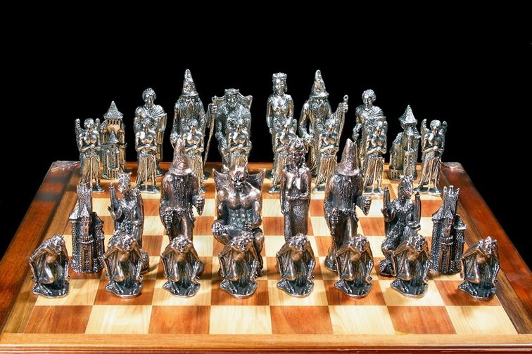 Coolest Lookig Chess Sets.