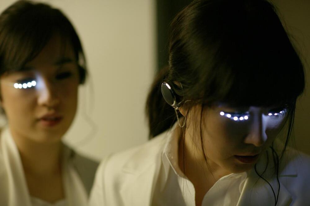 Stand Out with These LED Eye Lashes by Soomi Park