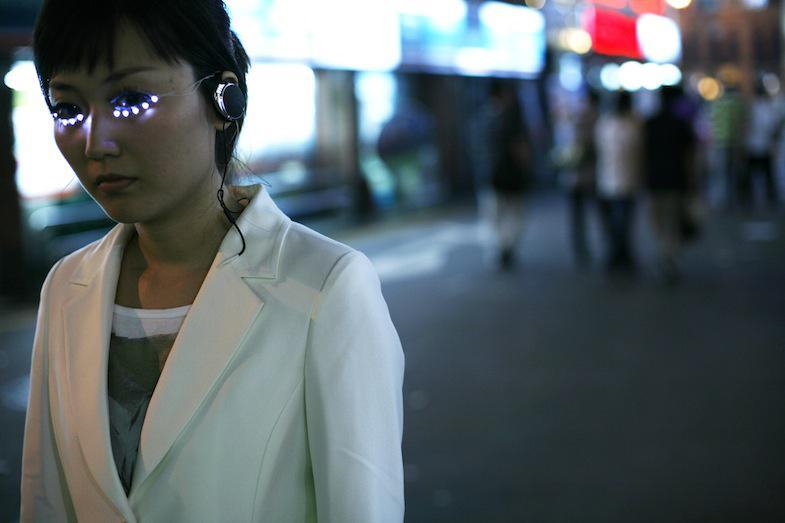 Stand Out with These LED Eye Lashes by Soomi Park