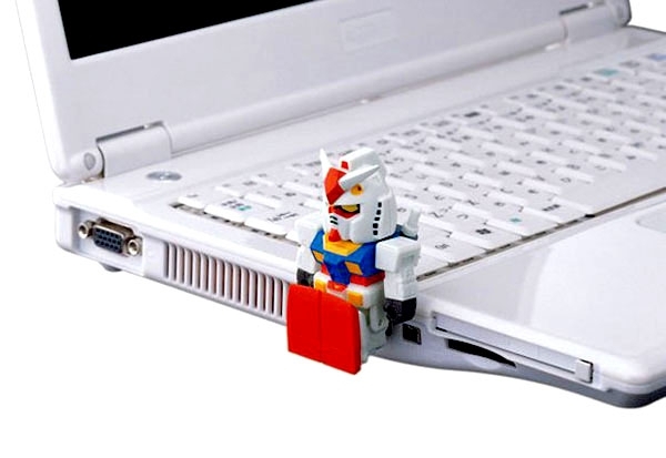 Odd & Fantastic USB Keys To Store Your Data