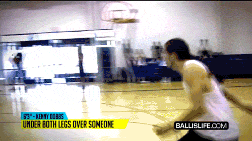 22 Mind Blowing Dunks better than anything you will see in the NBA