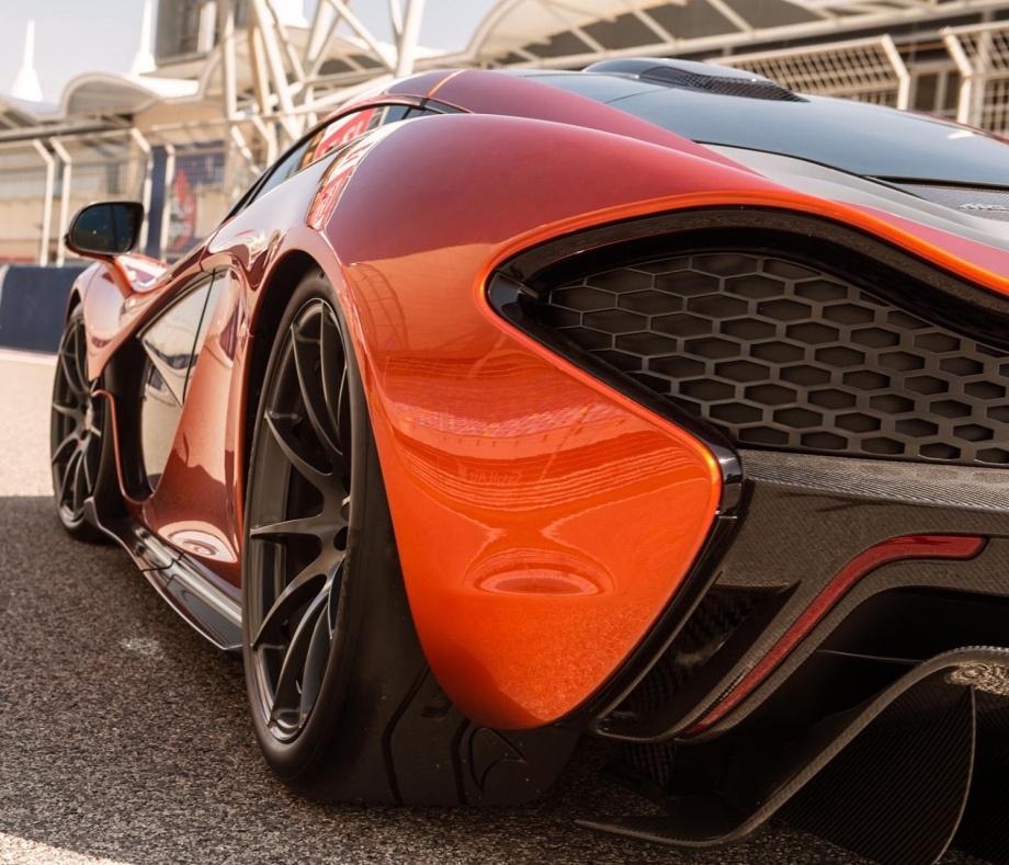Amazing Pics of the 903HP McLaren P1