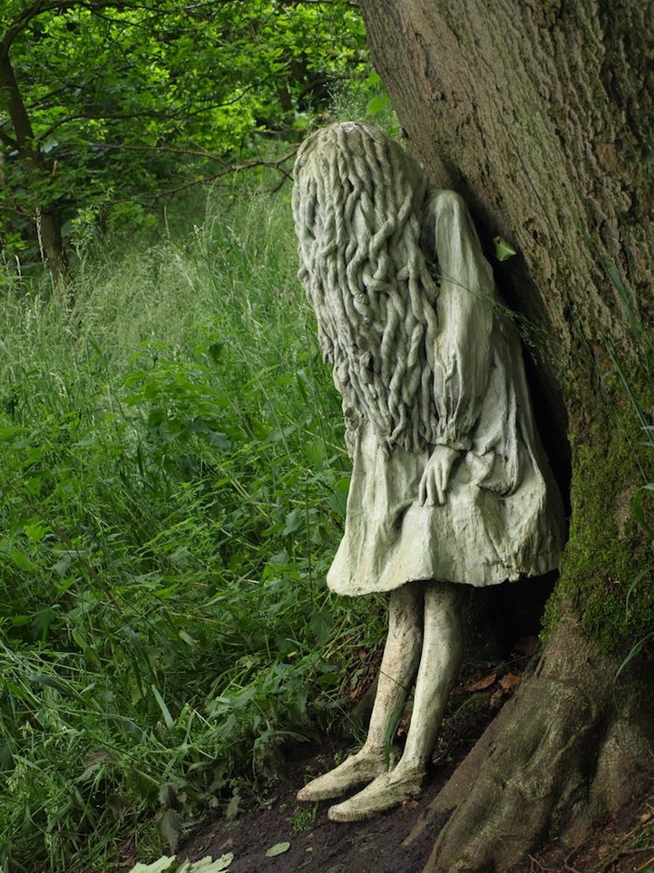 Beautifully Haunting Sculptures of Five Girls Weeping 