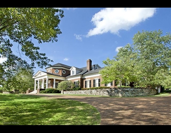 Jay's property is 8,554 square feet, built in colonial style and comes with 5 bedrooms, 6 bathrooms, huge walk-in closet