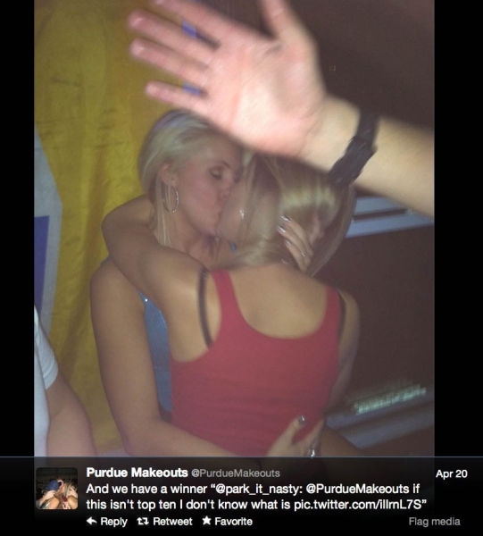 The Best of Twitter’s College Make-Outs Pics