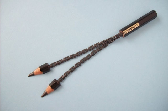 Artist Turns Pencils into Original Sculptures