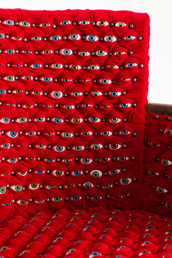 Chair Looks Around with Hundreds of Curious Eyeballs
