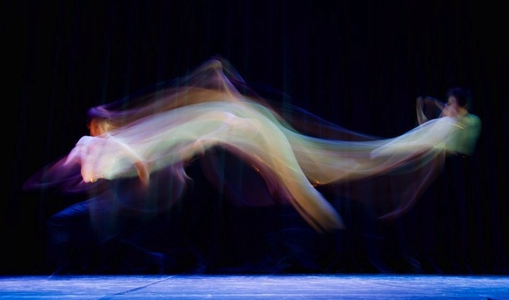 New Gorgeous Long Exposures of Ballet Dancers