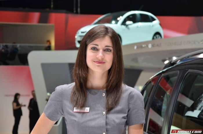 Girls at Geneva Motor Show 2013