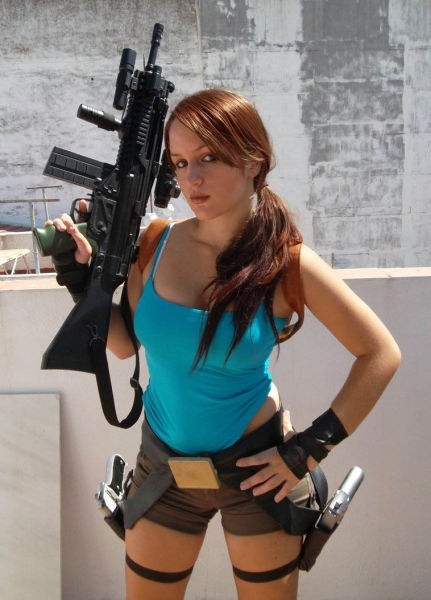 It’s All about the Boobs in Lara Croft Cosplay