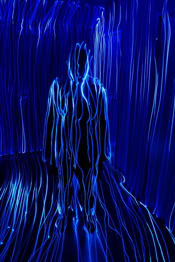 Stunning Light Paintings Made by Tracing Entire Rooms with One Led
