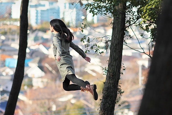 Floating Japanese Photographer Natsumi Yowayowa