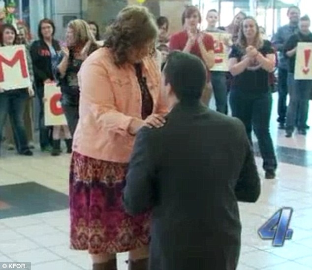 Woman Stages Flash Mob Proposal at Airport
