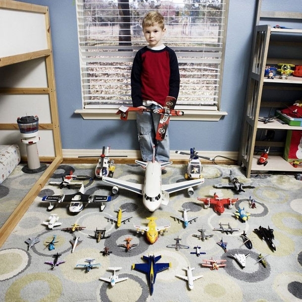 Kids Around The World Photographed With Their Favorite Toys 