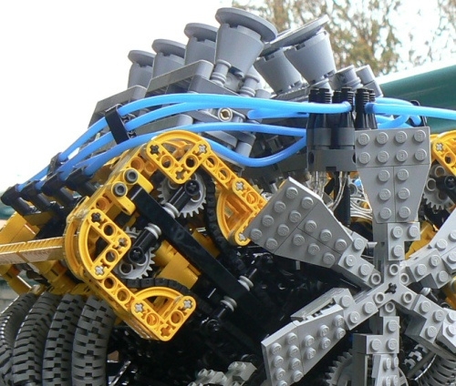 DIY V8 Lego Engine 