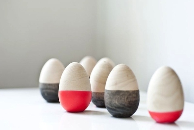 17. Dipped Wooden Easter Eggs
